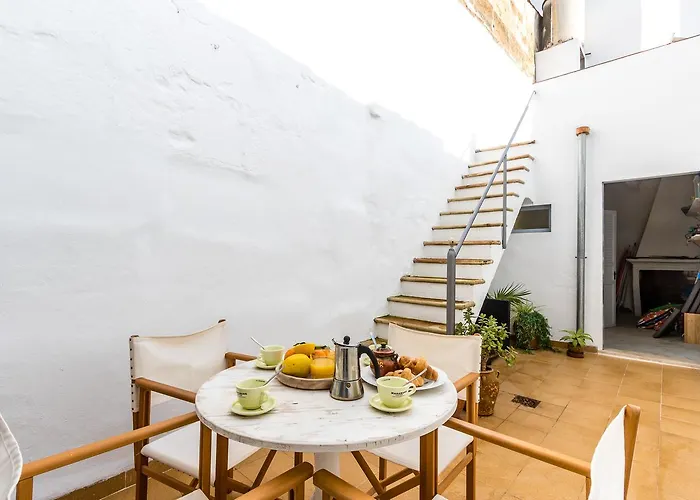 Townhouse Alejandra By Homevillas360 بويينسا